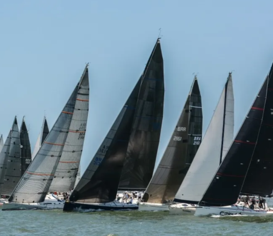 Nova chegada da Santos-Rio leva decisão da regata para águas mais abertas