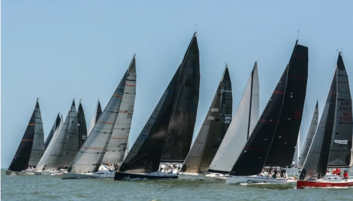 Flotilha na Regata Santos-Rio