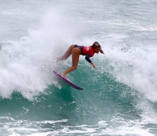 WSL REMA 2026 define classificados para as oitavas de final em Saquarema Foto/Aleko