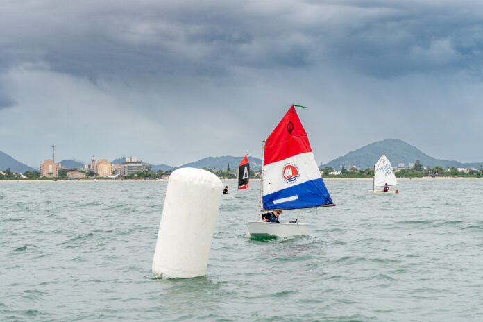 A competição será realizada de 9 a 11 de outubro na Sede Oceânica do ICSC - Veleiros da Ilha - Fotos: Heusi Action/Veleiros da Ilha A competição será realizada de 9 a 11 de outubro na Sede Oceânica do ICSC - Veleiros da Ilha - Fotos: Heusi Action/Veleiros da Ilha